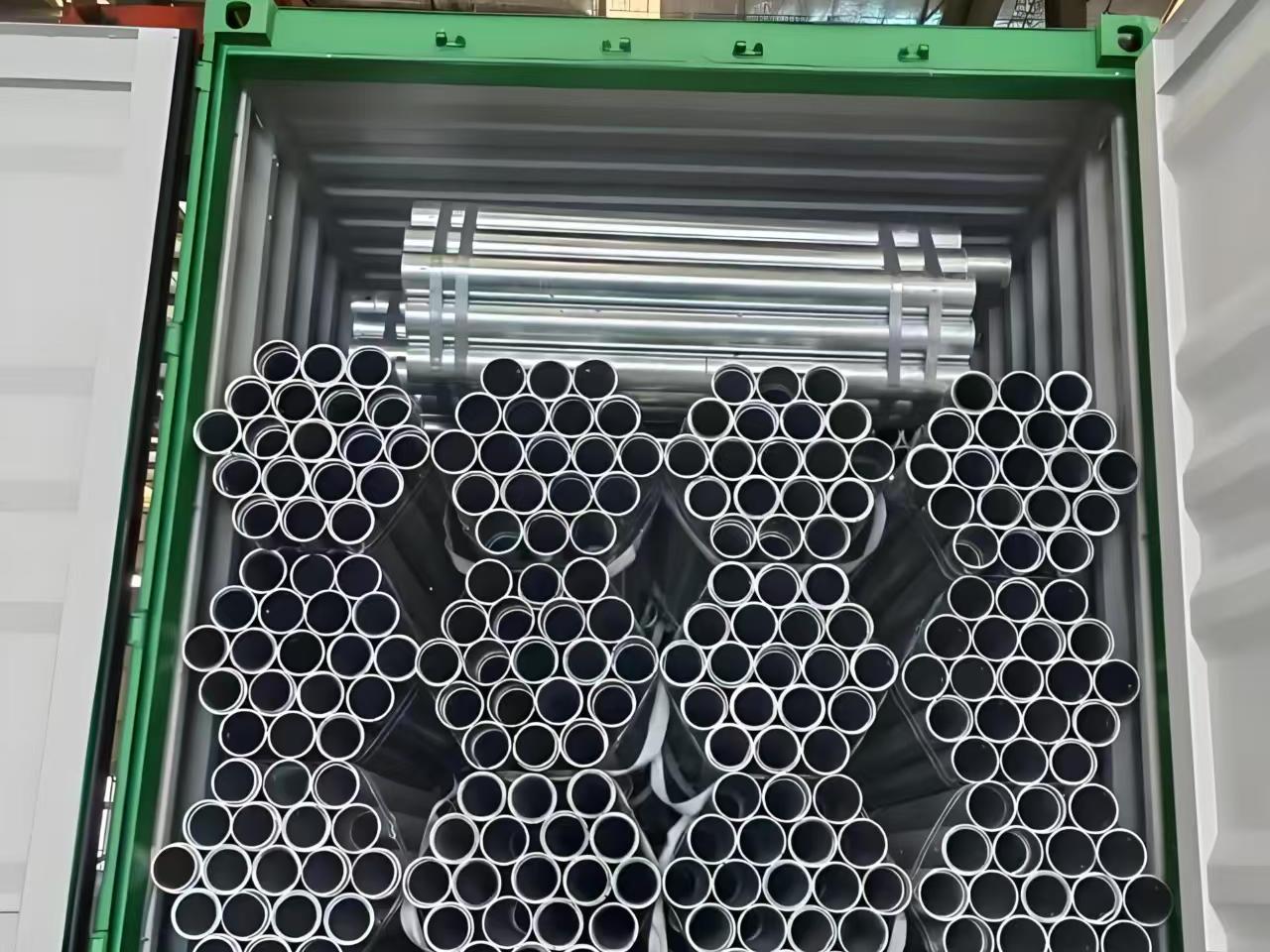 热镀锌圆管-装箱出口