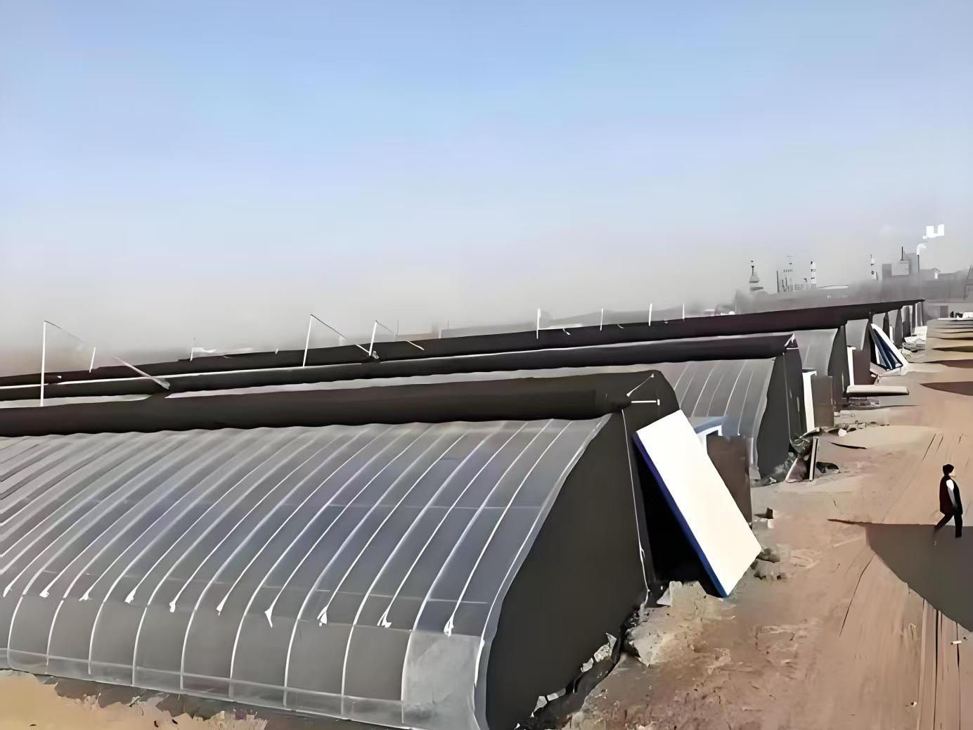 冬暖式大棚骨架_完工日光温室外景全景